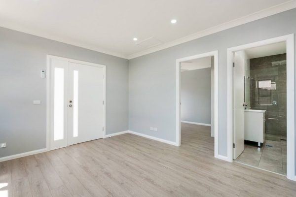 granny-flat-sydney-design-skylight-bathroom-fix-panel-shower-screen-tiles-to-ceiling-hybrid-floor-lvt